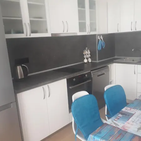 Апартамент Поморие Apartament Gmina Pomorie